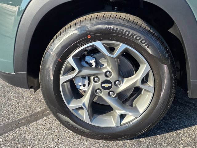 New 2026 Chevrolet Trax LT w/ Driver Confidence Package FWD image 6