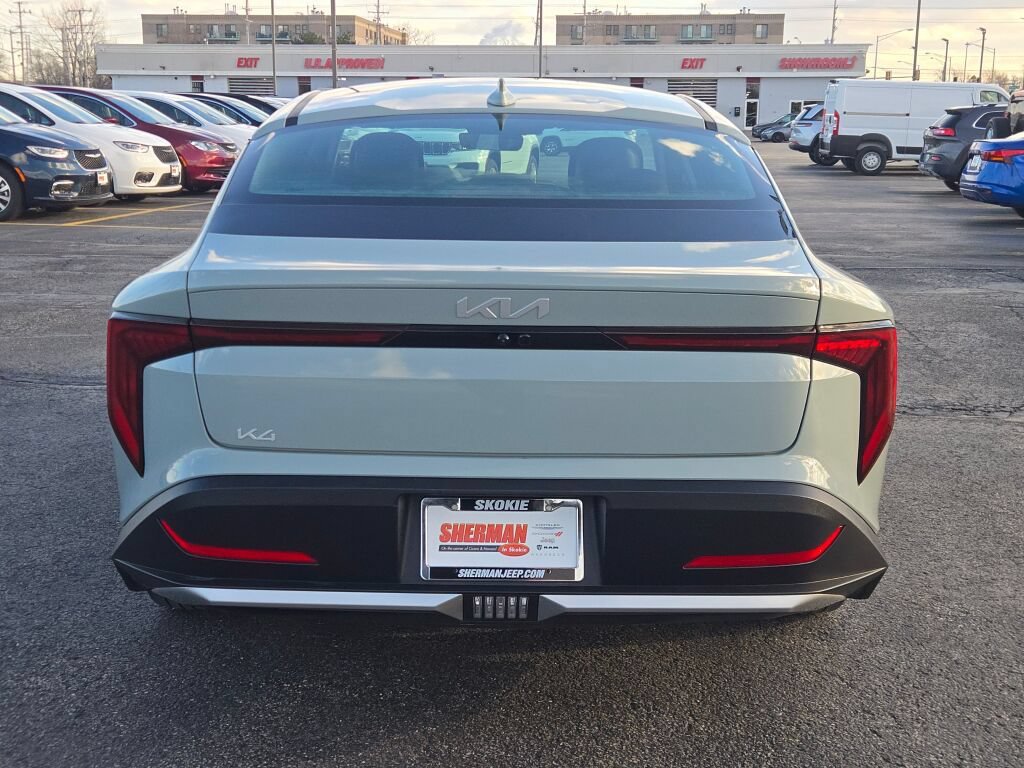 Used 2025 Kia K4 FWD image 16