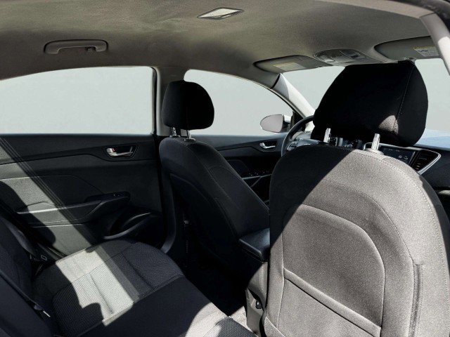 Used 2022 Hyundai Accent SEL image 40