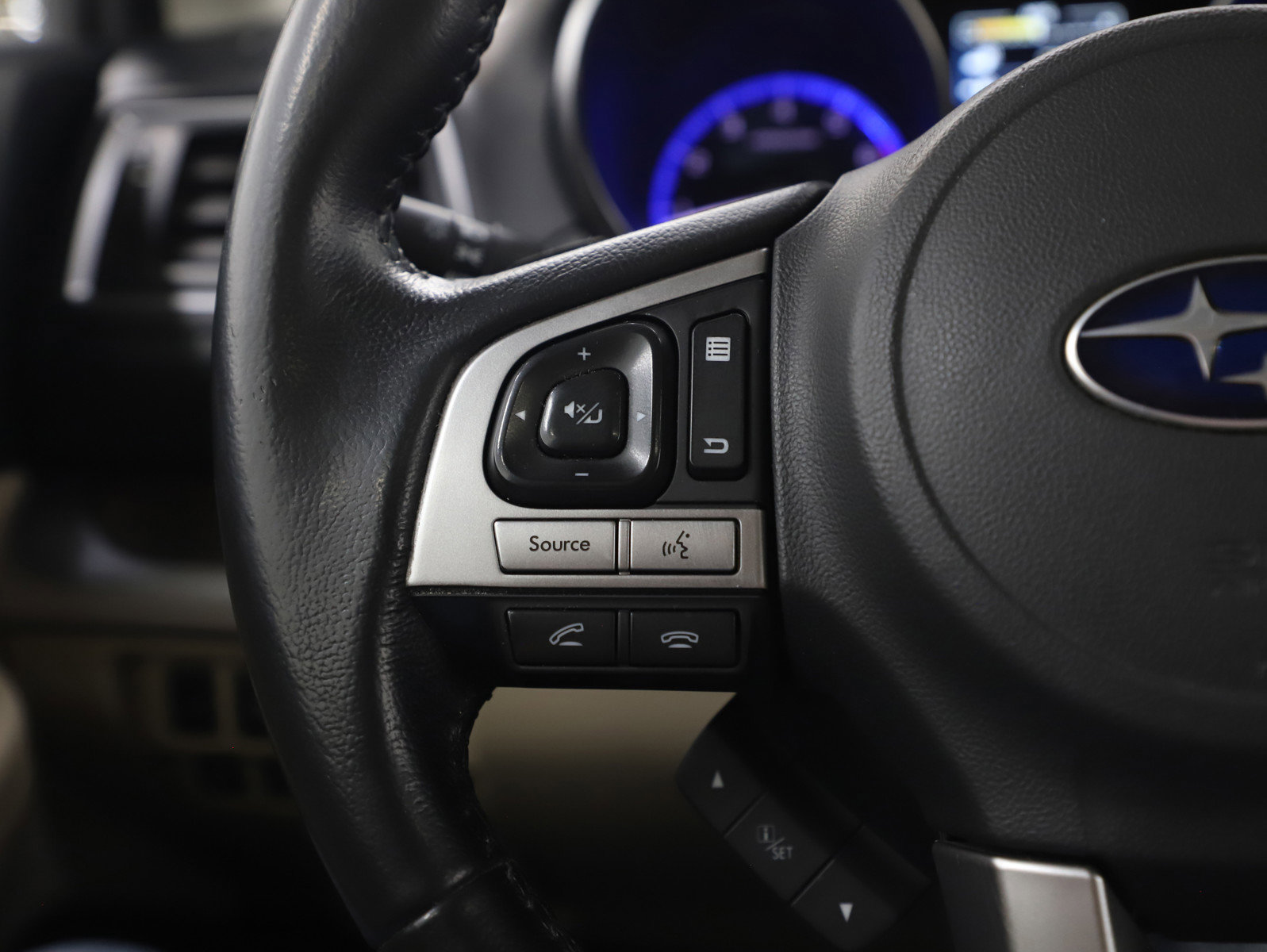 Used 2015 Subaru Outback 2.5i Limited image 28