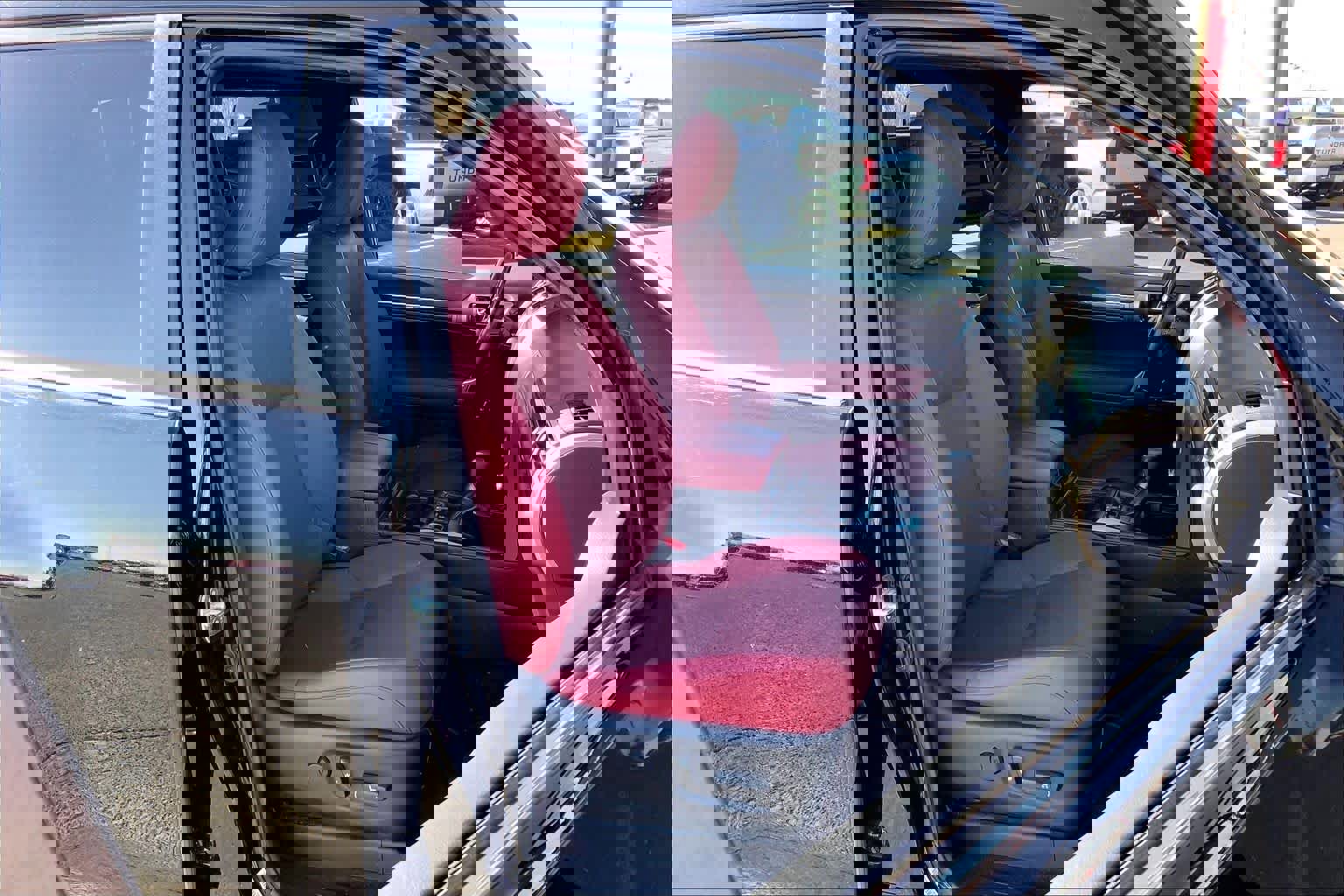 Used 2021 Lexus GX 460 Premium w/ Premium Package image 9