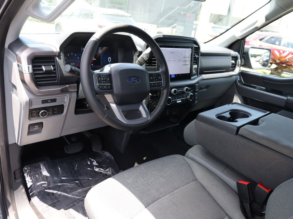 Used 2025 Ford F150 XLT w/ Equipment Group 301A Standard AWD/4WD image 13