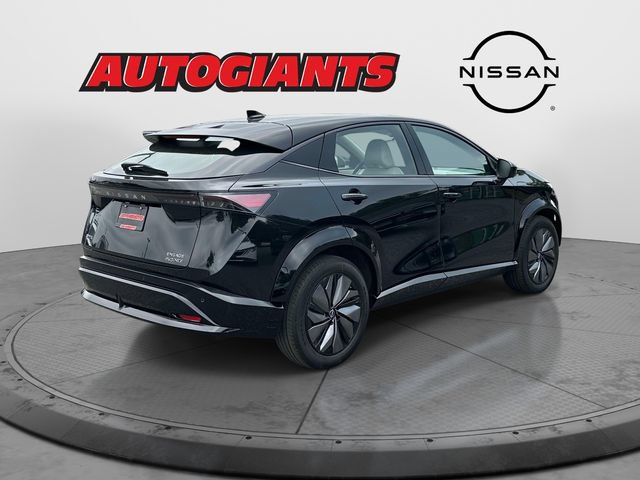 Used 2023 Nissan Ariya AWD image 2