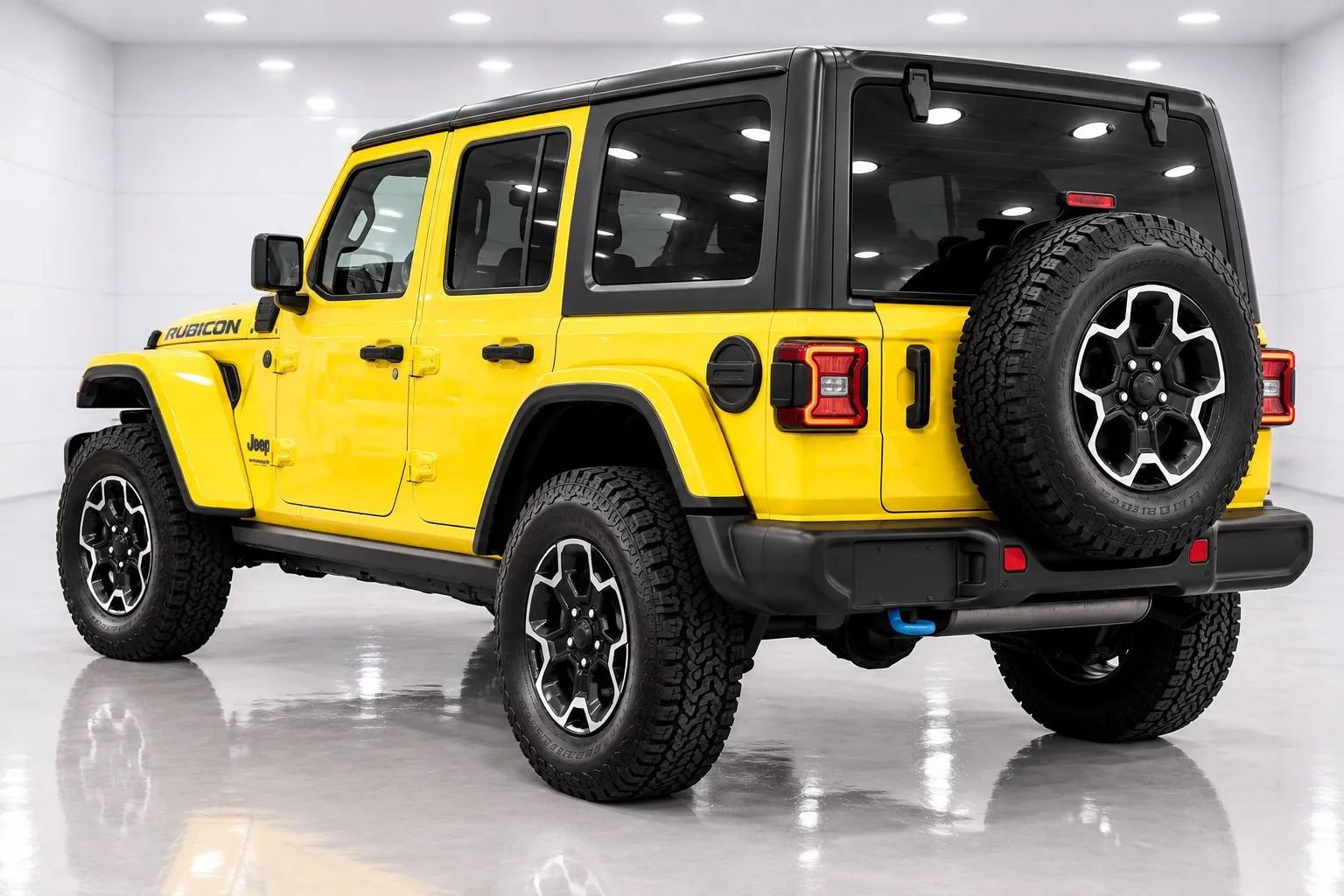 Used 2023 Jeep Wrangler Unlimited Rubicon 4xe w/ Steel Bumper Group AWD/4WD image 3