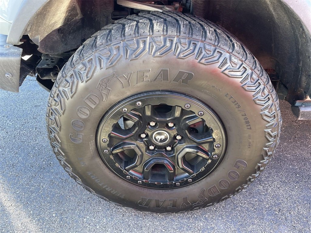 Used 2021 Ford Bronco First Edition image 2