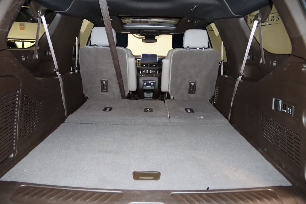 Used 2023 GMC Yukon XL SLT w/ SLT Premium Package AWD/4WD image 85