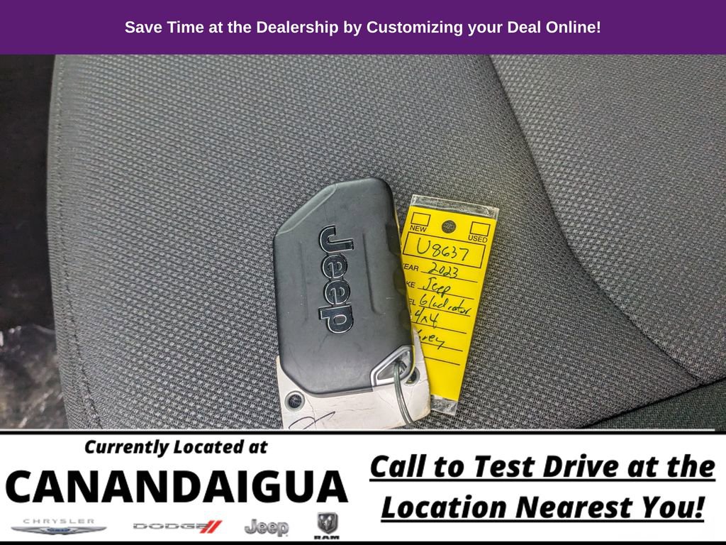 Used 2023 Jeep Gladiator Sport image 35