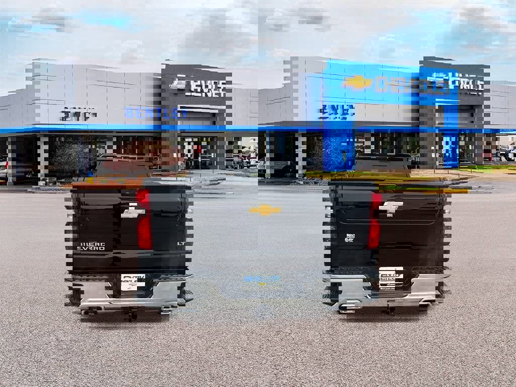 New 2026 Chevrolet Silverado 1500 LT image 4