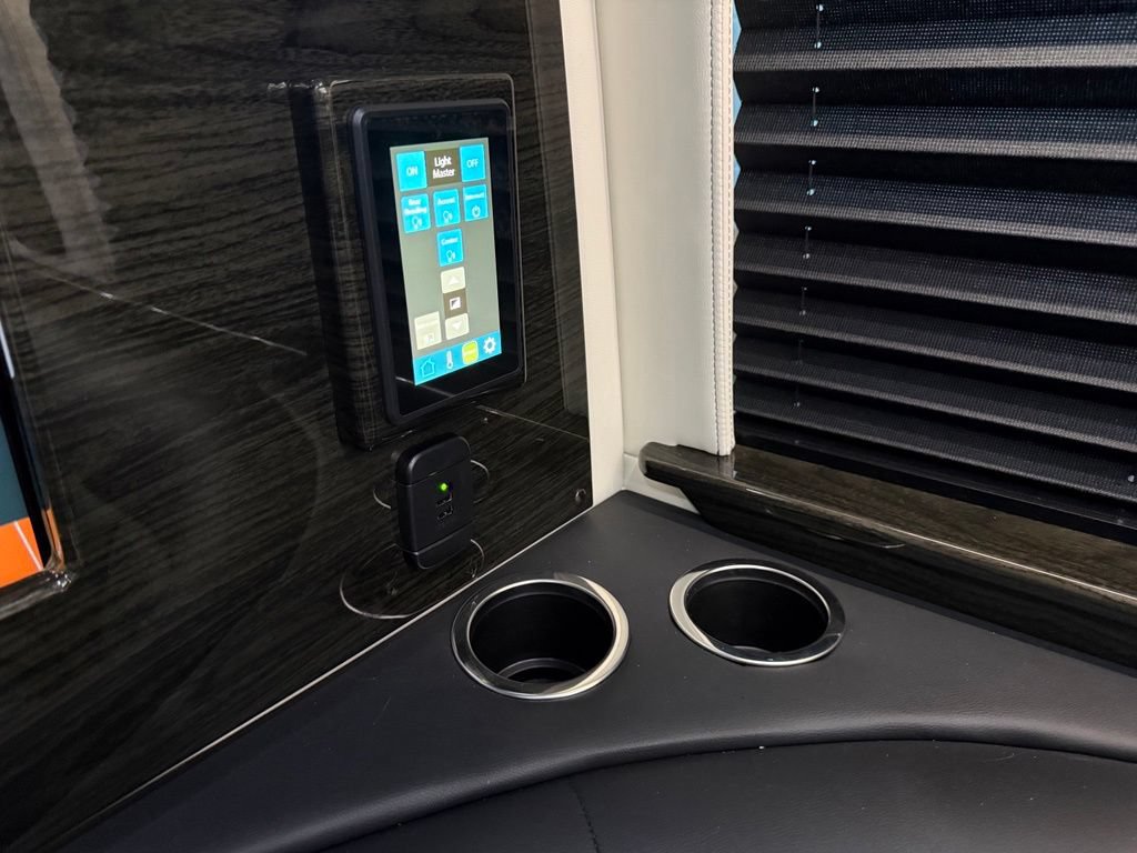 Used 2023 Mercedes-Benz Sprinter 3500 image 85