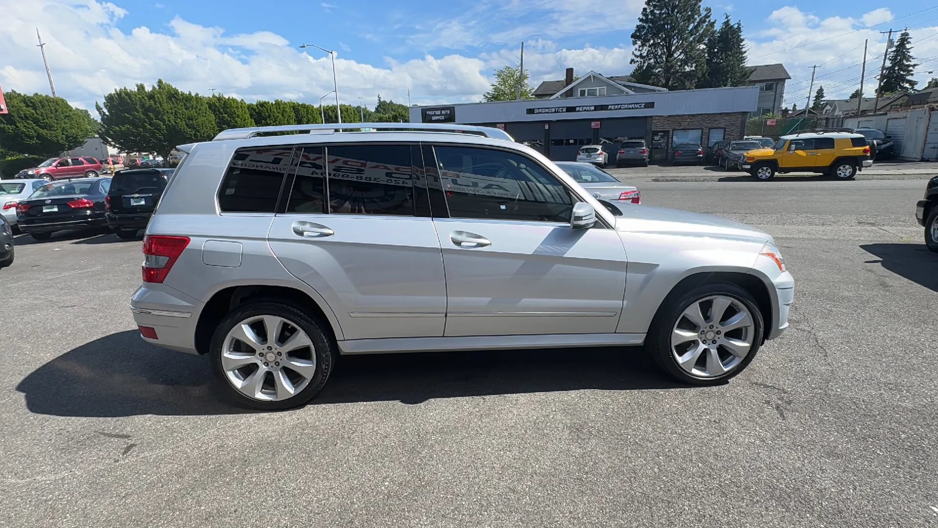Used 2011 Mercedes-Benz GLK 350 2WD image 4