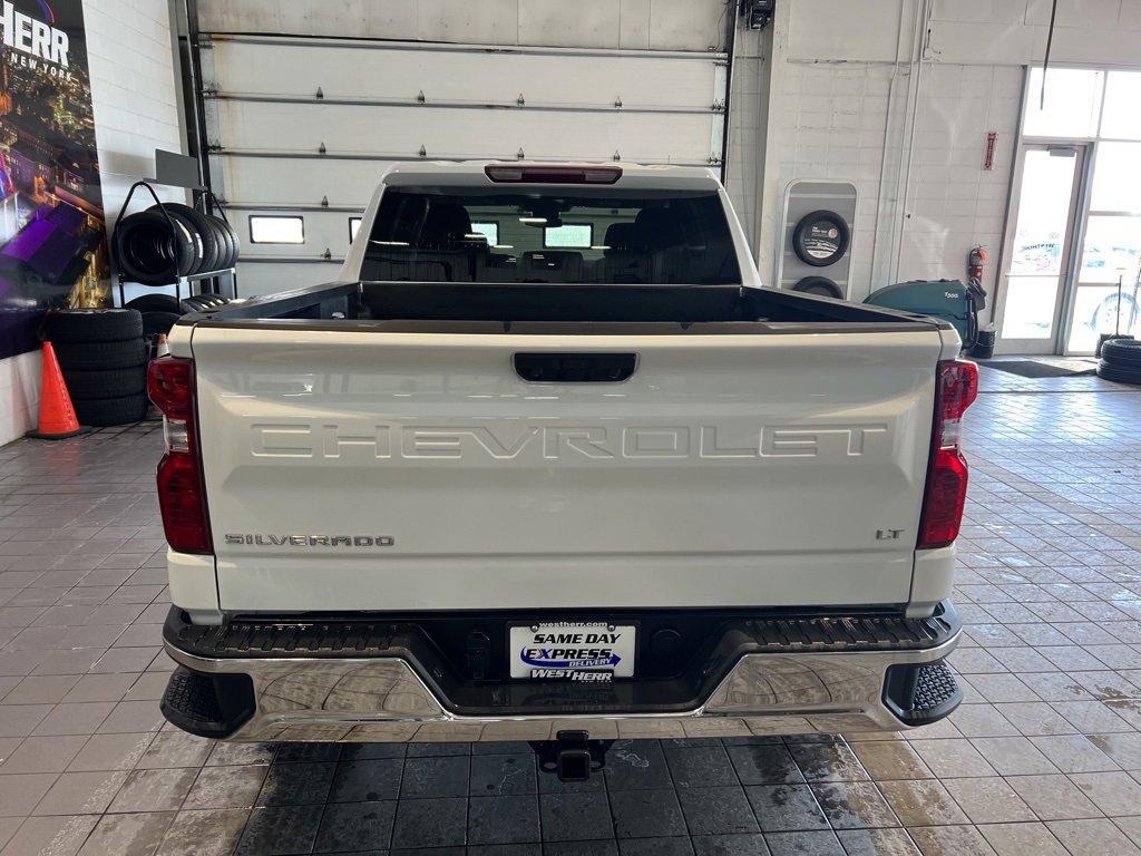 Used 2025 Chevrolet Silverado 1500 LT image 7