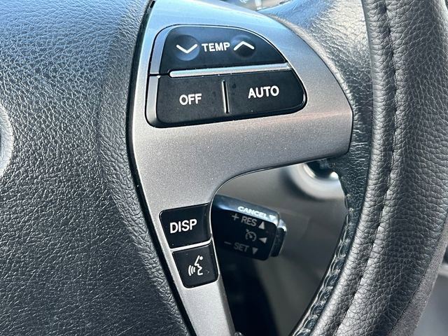 Used 2013 Toyota Highlander Limited image 23