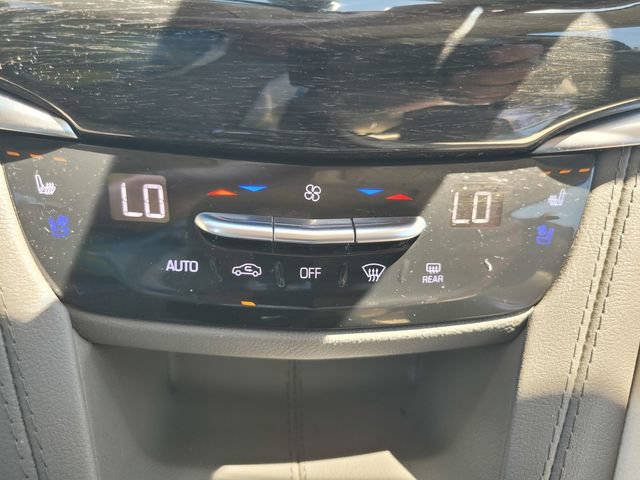 Used 2023 Cadillac XT6 Premium Luxury w/ Technology Package AWD/4WD image 24