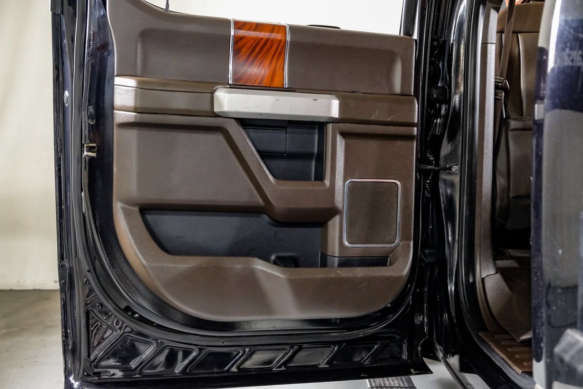 Used 2020 Ford F250 King Ranch w/ King Ranch Ultimate Package AWD/4WD image 36