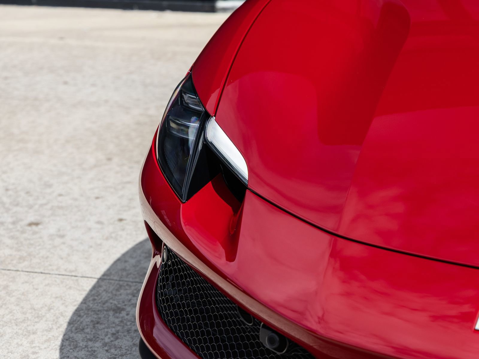 Used 2022 Ferrari 296 GTB RWD image 20