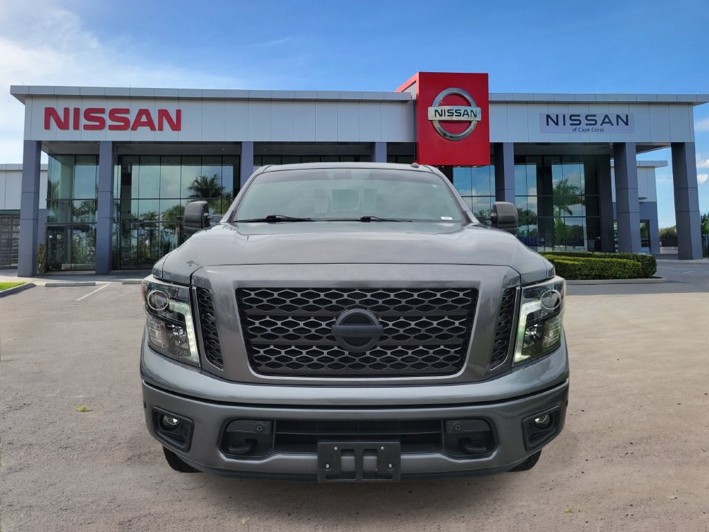 Used 2019 Nissan Titan SV w/ SV Convenience Package AWD/4WD image 6