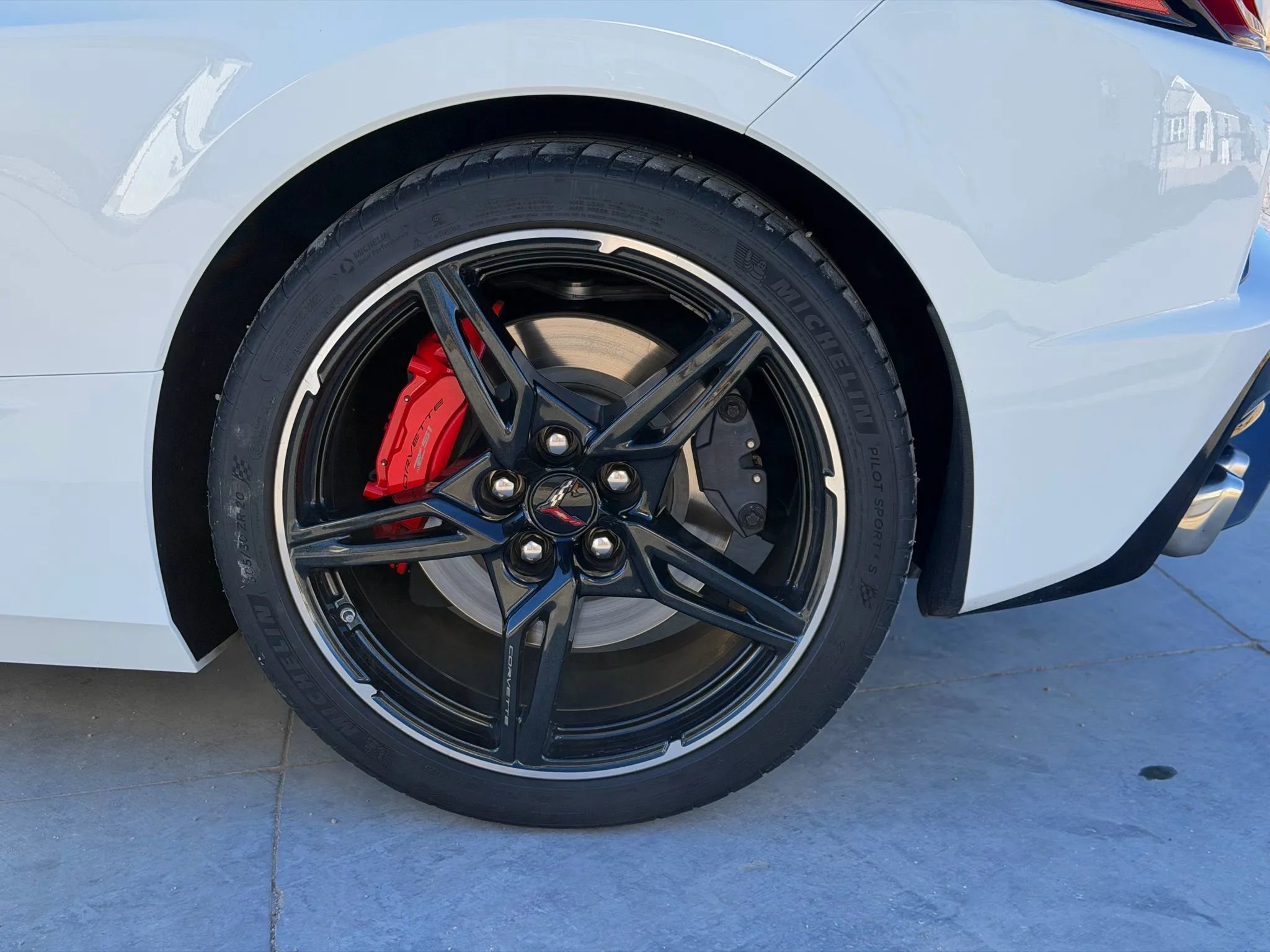 Used 2021 Chevrolet Corvette Stingray Premium Cpe w/ Z51 Performance Package image 6