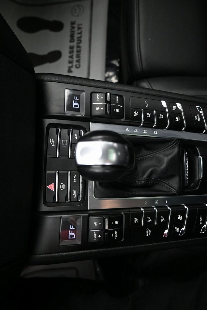 Used 2015 Porsche Macan S image 12