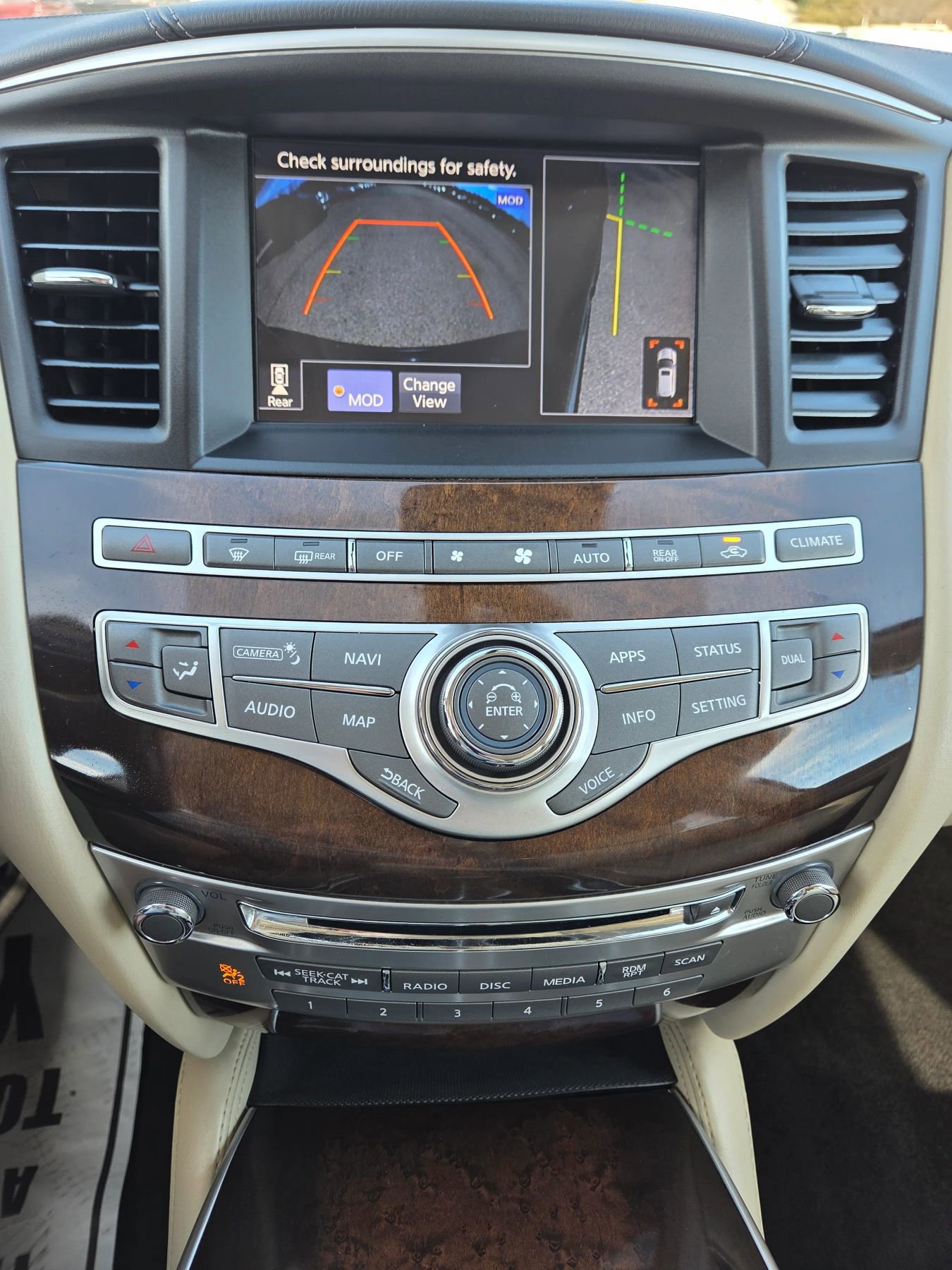 Used 2018 INFINITI QX60 Luxe w/ Deluxe Technology Package image 28