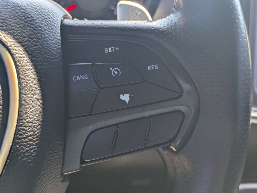 Used 2018 Dodge Challenger SXT w/ Blacktop Package RWD image 28