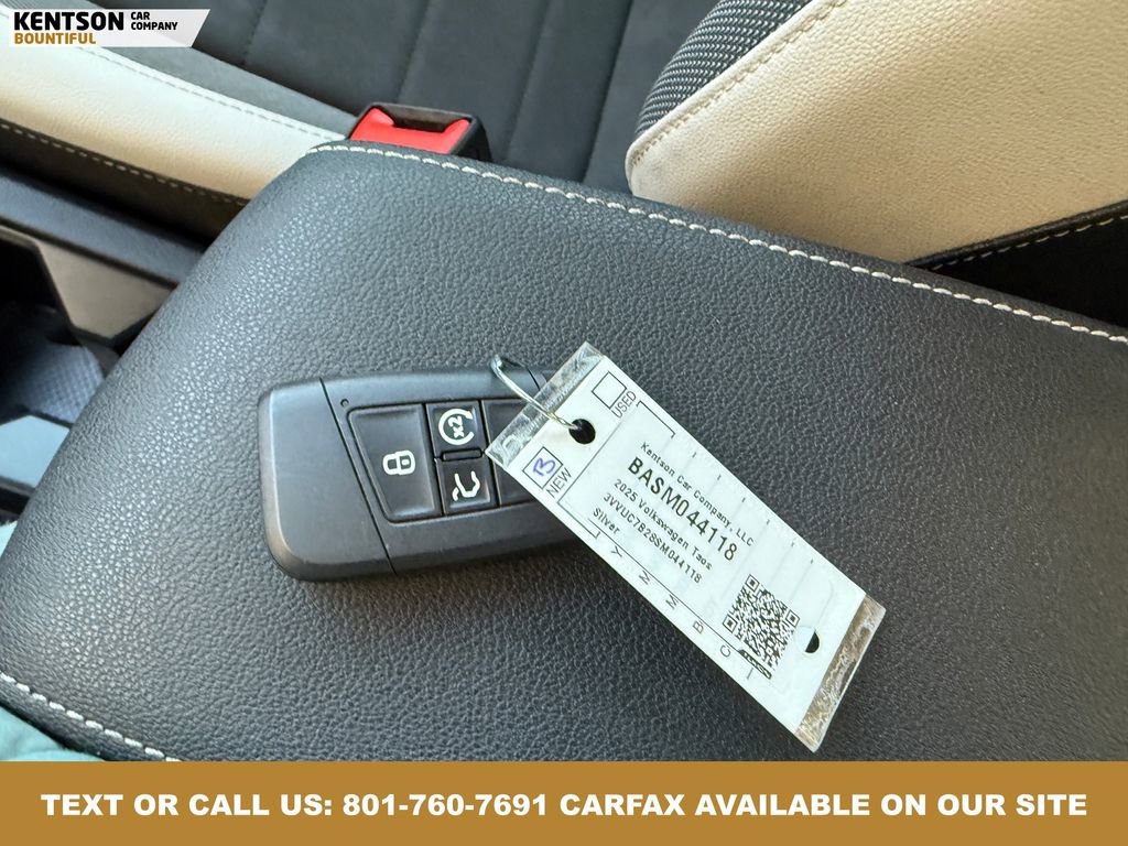 Used 2025 Volkswagen Taos SE image 37