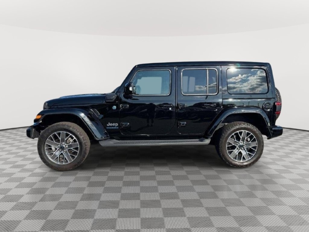 Used 2024 Jeep Wrangler High Altitude AWD/4WD image 5