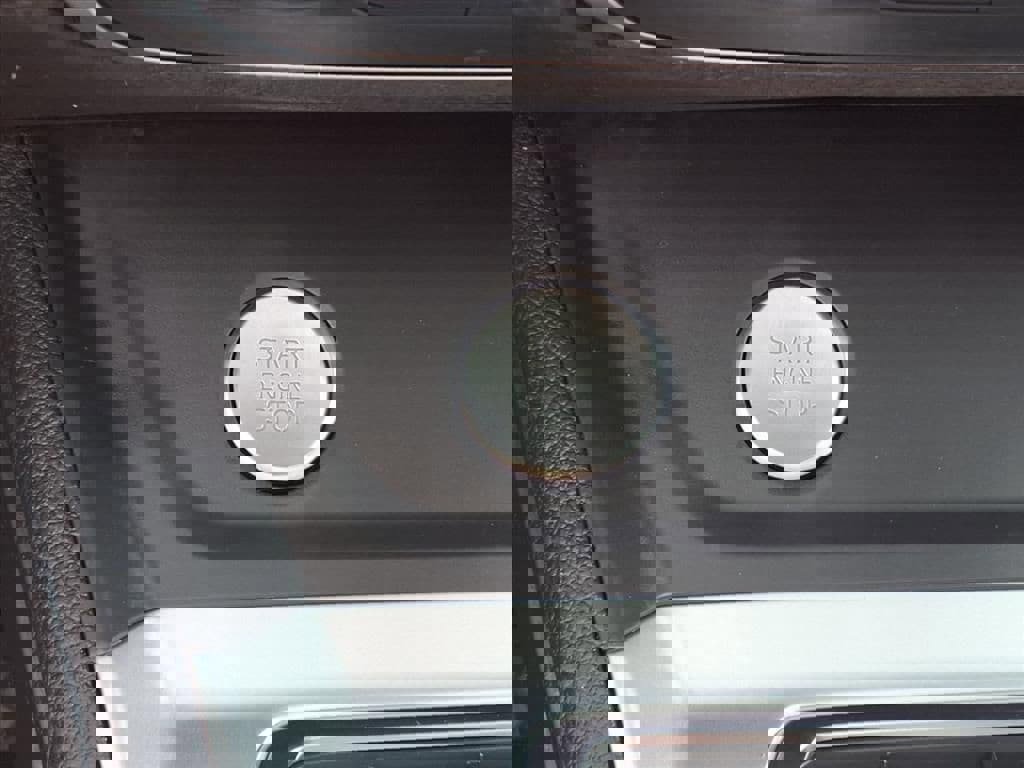 Used 2019 Audi Q3 2.0T Premium w/ Convenience Package image 15