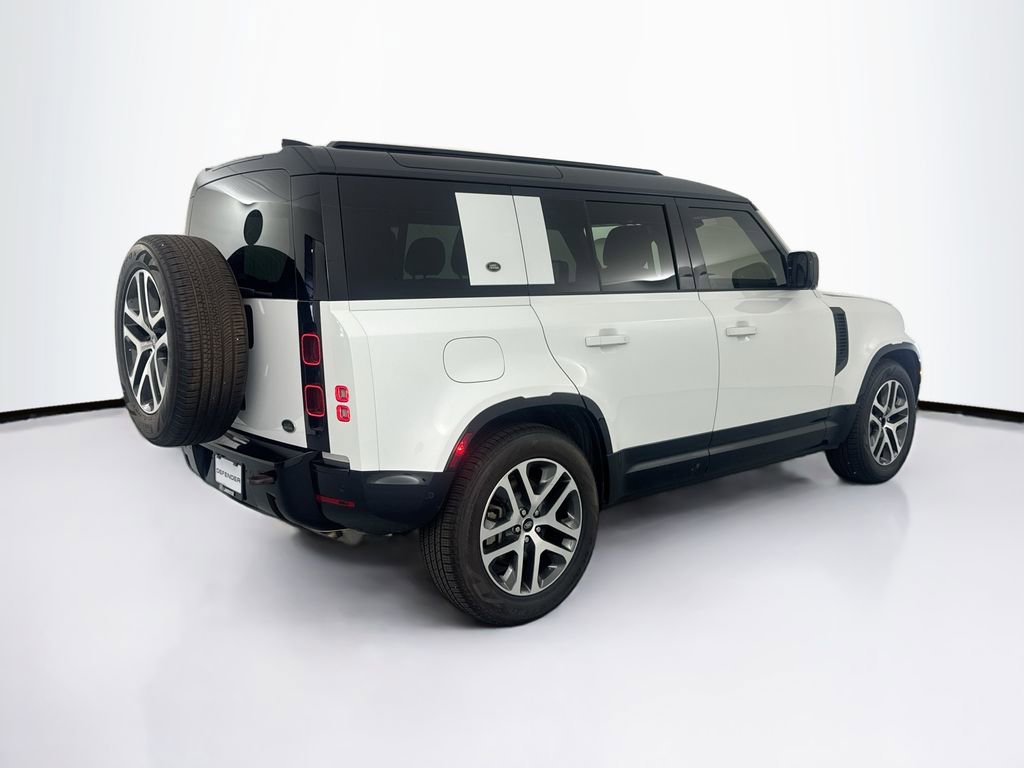 Certified 2022 Land Rover Defender 110 X-Dynamic SE AWD/4WD image 5