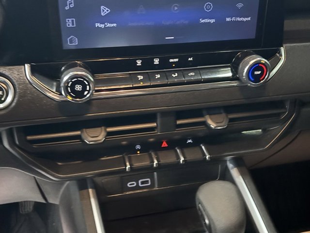 Used 2023 Chevrolet Colorado Trail Boss w/ Technology Package image 26