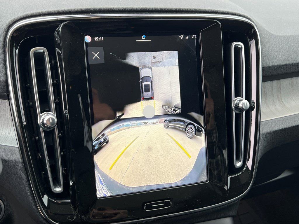 New 2026 Volvo XC40 B5 Ultra w/ Protection Package Premier image 22