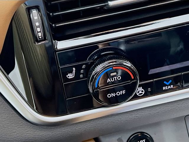 New 2026 Nissan Rogue Platinum w/ Platinum Premium Package image 17