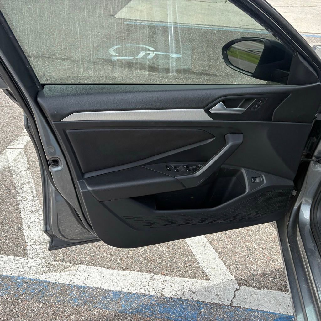 Used 2019 Volkswagen Jetta S w/ Driver Assistance Package image 10