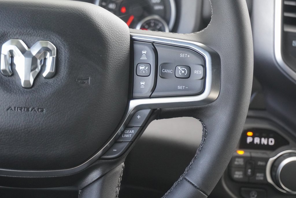 New 2026 RAM 1500 4x4 Crew Cab image 16