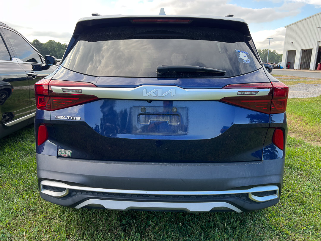 Used 2022 Kia Seltos S AWD/4WD image 3