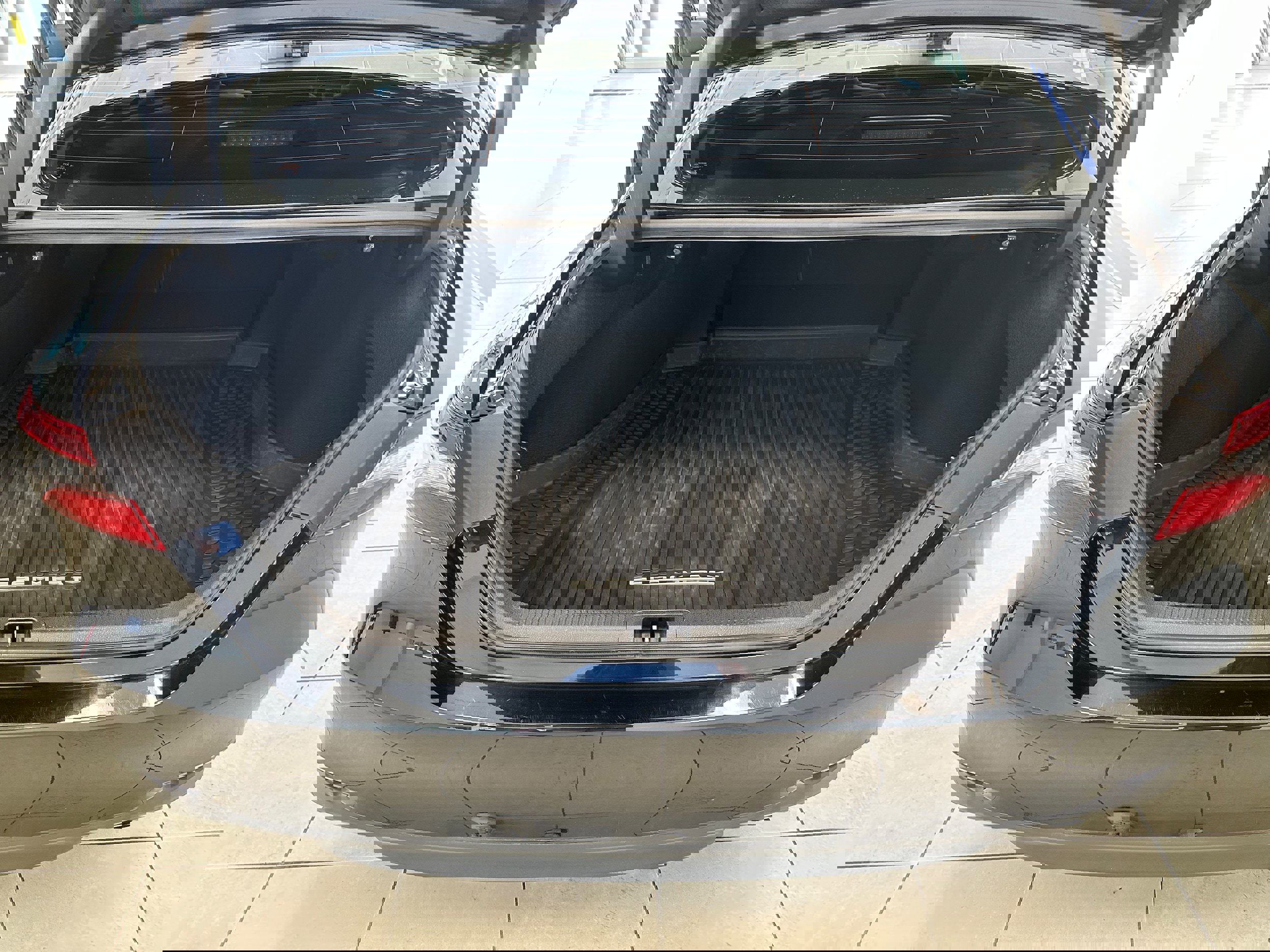 Used 2023 Toyota Camry LE image 7