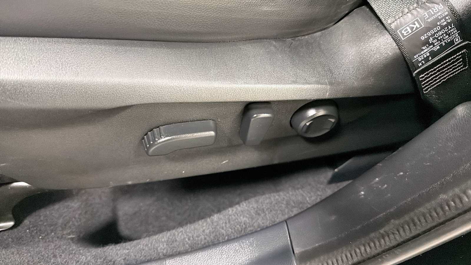 Used 2019 Subaru Forester Limited AWD/4WD image 14