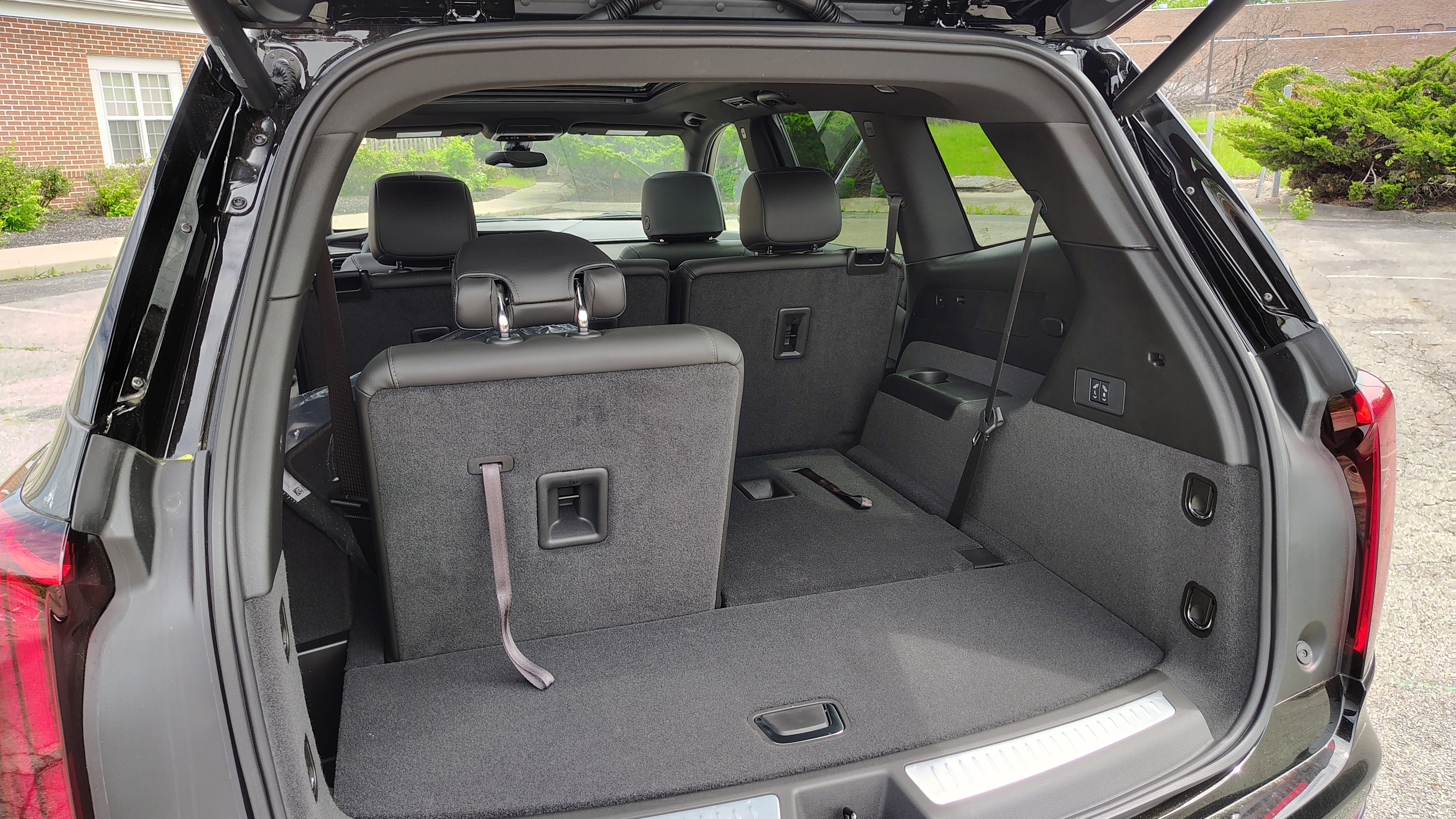 New 2025 Cadillac XT6 Luxury image 40