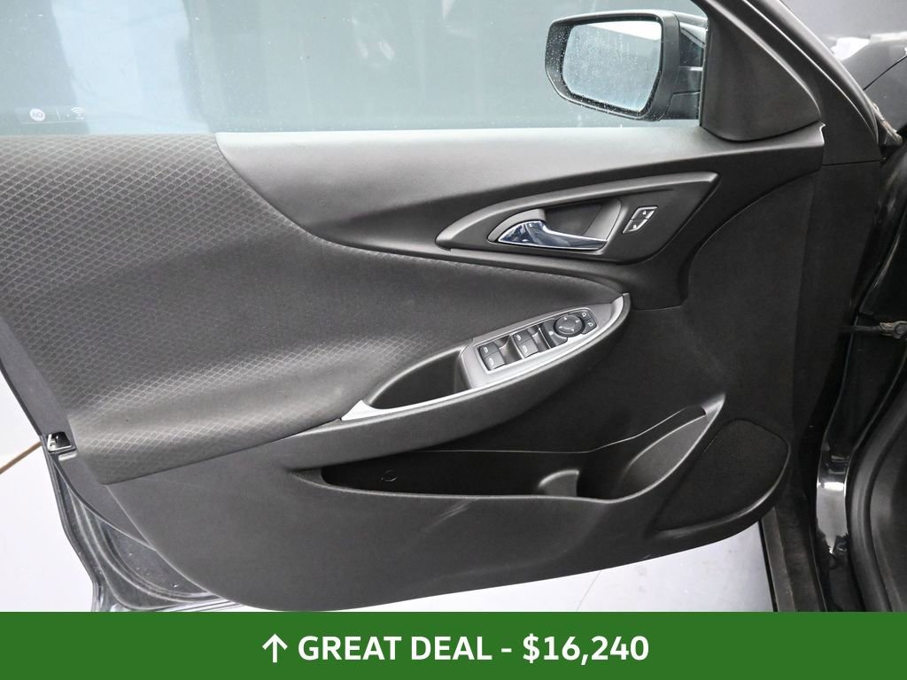 Used 2023 Chevrolet Malibu LT image 19