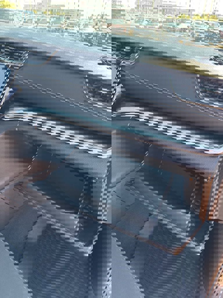 Used 2022 Jeep Grand Cherokee L Laredo w/ Luxury Tech Group I image 31