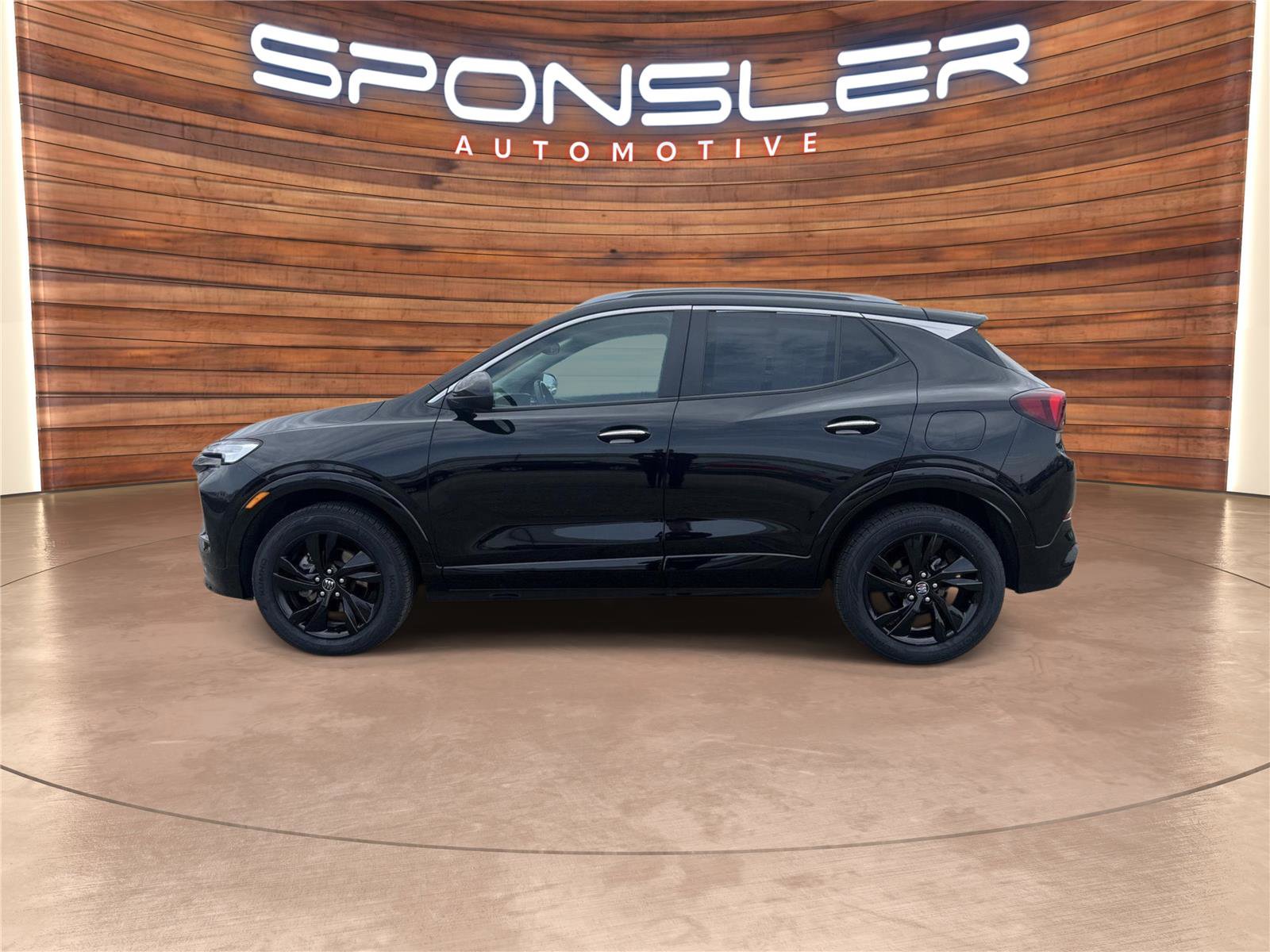 Used 2024 Buick Encore GX Sport Touring AWD/4WD image 2