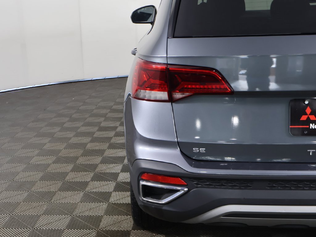 Used 2022 Volkswagen Taos SE image 14