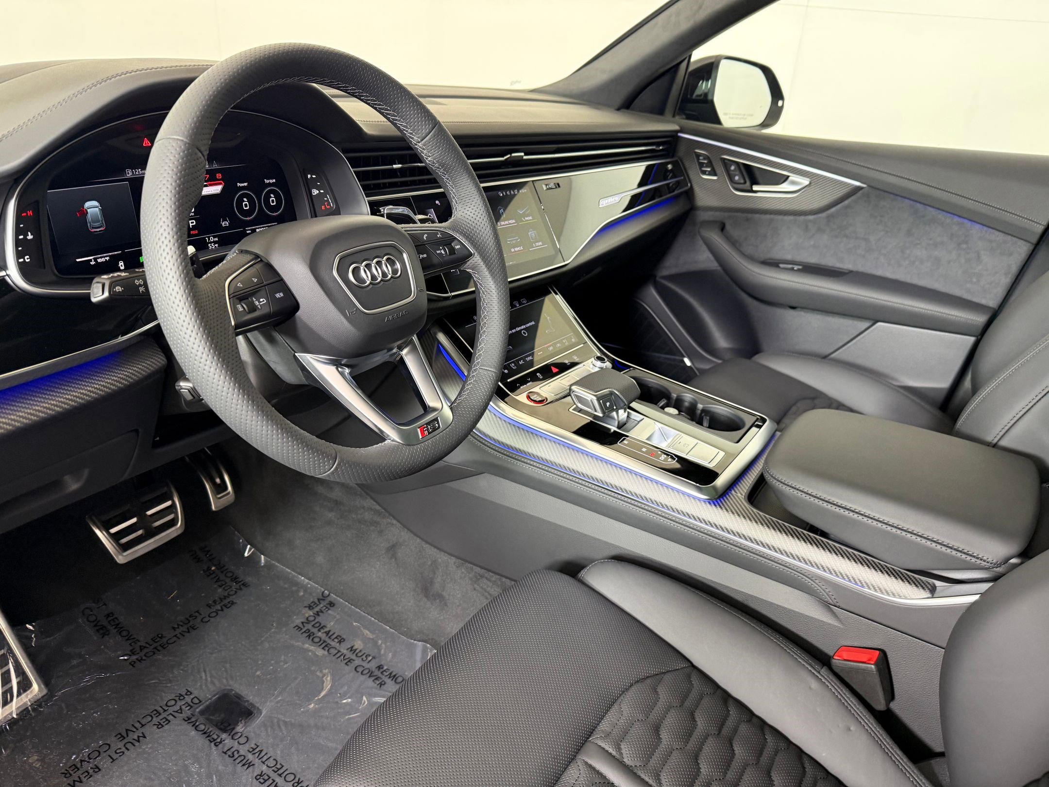 New 2026 Audi RS Q8 performance image 4