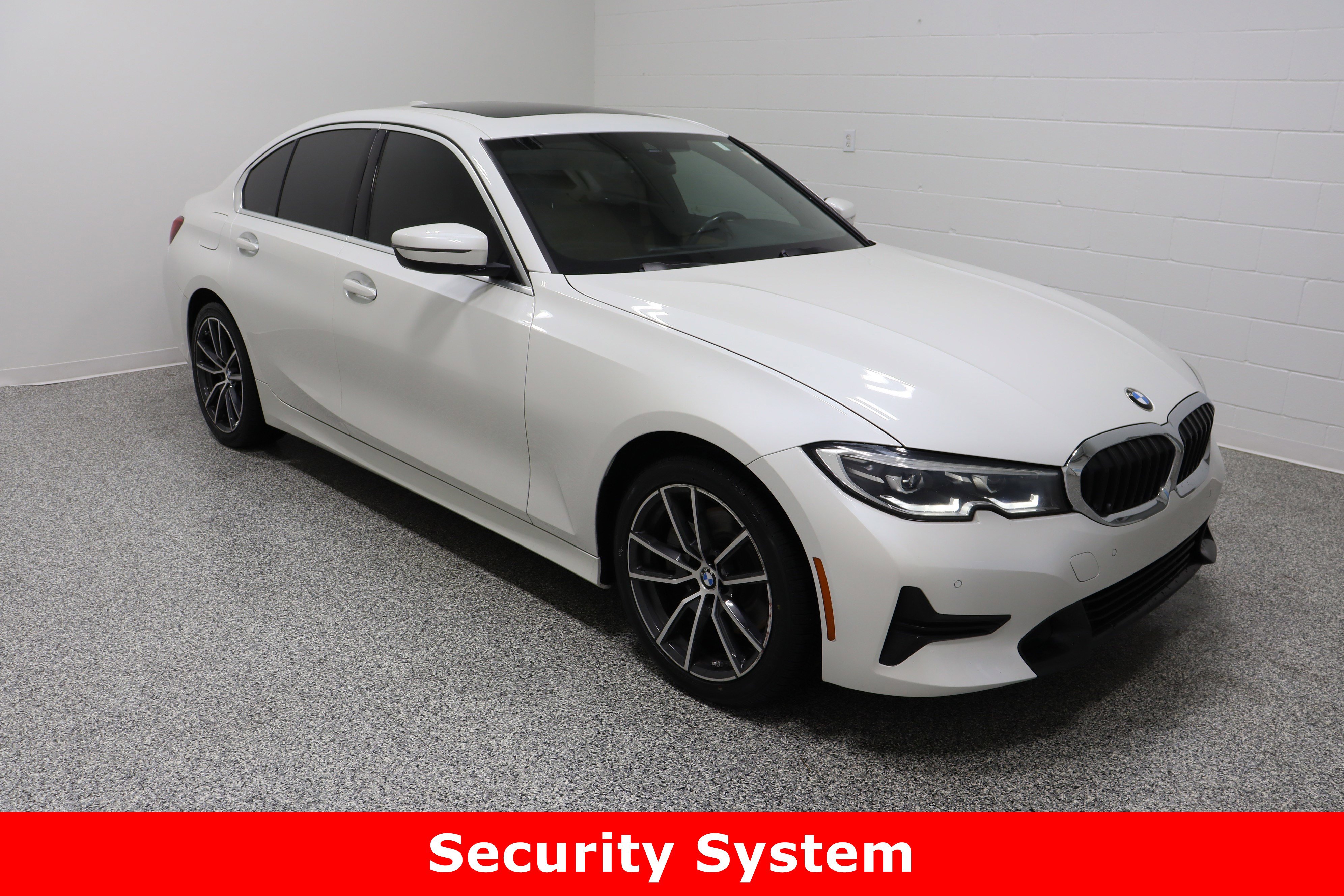 Used 2020 BMW 330i Sedan w/ Convenience Package image 4