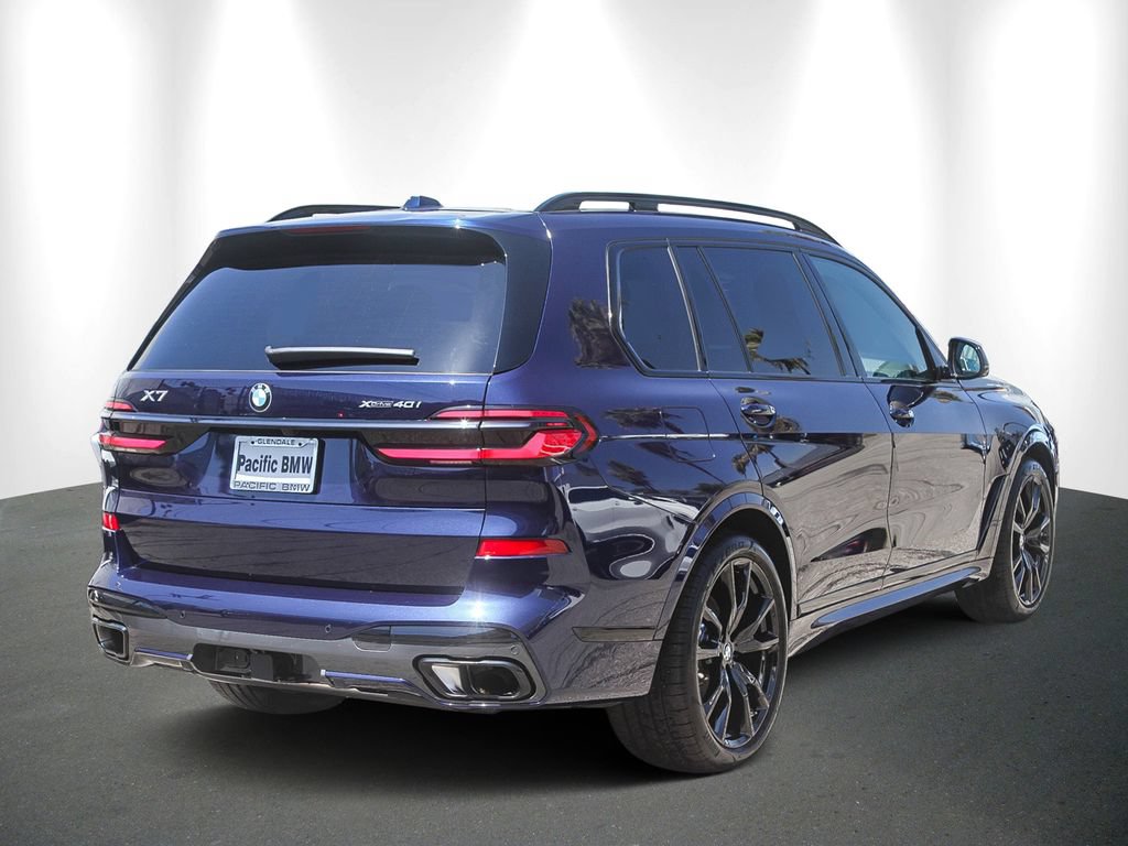 Used 2026 BMW X7 xDrive40i w/ M Sport Package AWD/4WD image 6