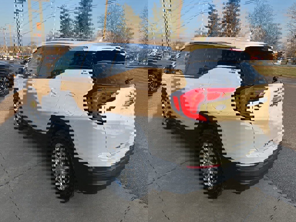 Used 2018 GMC Terrain SLE image 7