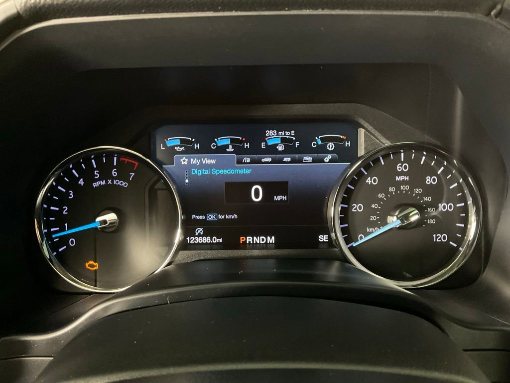 Used 2018 Ford Expedition Max Platinum RWD image 26