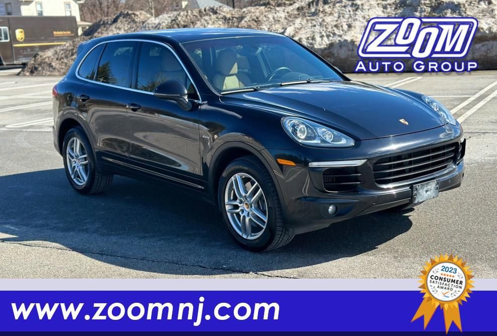 Used 2015 Porsche Cayenne Diesel image 1