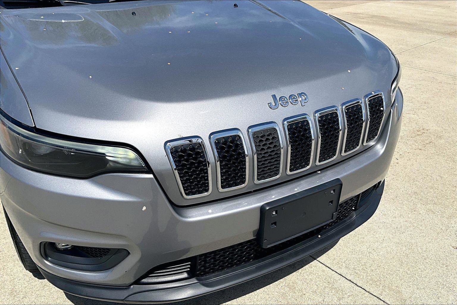 Used 2019 Jeep Cherokee Latitude Plus image 28