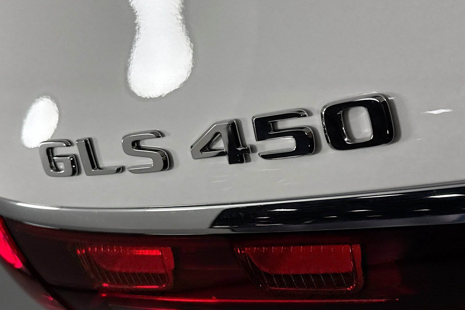 New 2026 Mercedes-Benz GLS 450 4MATIC image 9