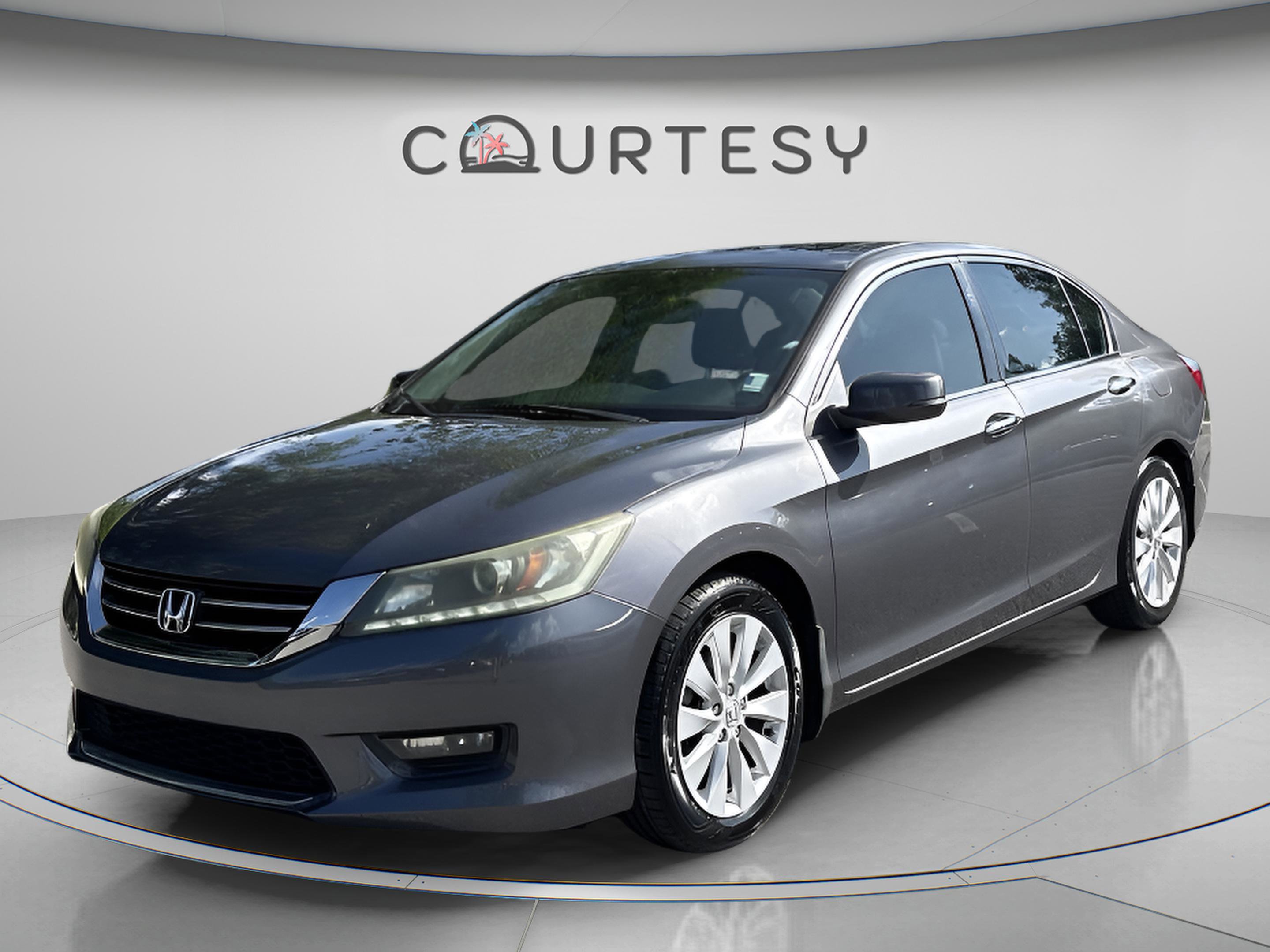 Used 2015 Honda Accord EX-L image 2